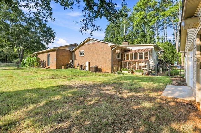 203 Knoxwood Court, Anderson, SC 29621