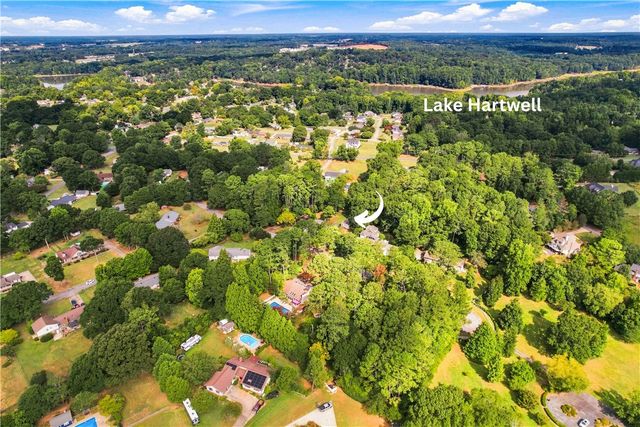 203 Knoxwood Court, Anderson, SC 29621