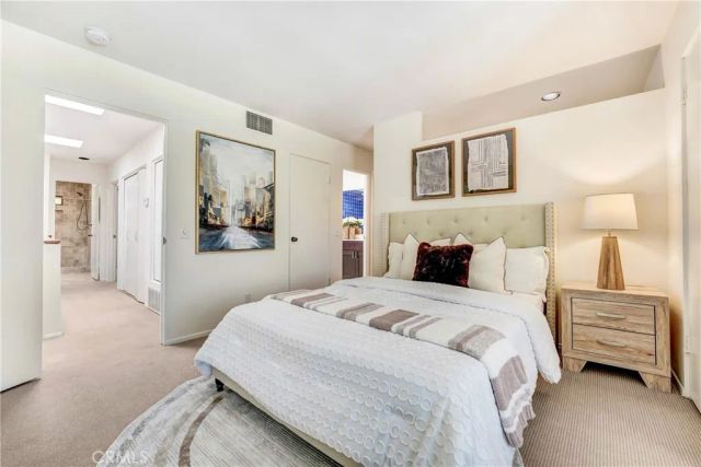 3884 Fredonia Drive F, Los Angeles, CA 90068