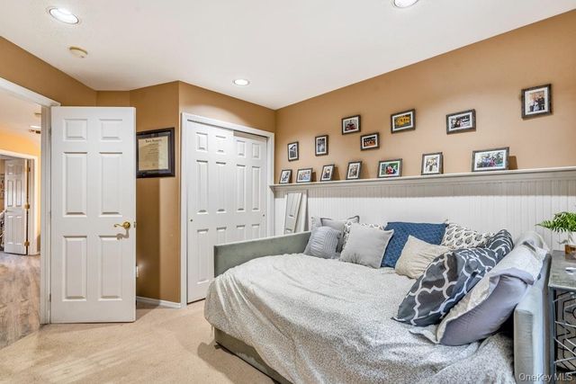 128 Cinnamon Court, Melville, NY 11747