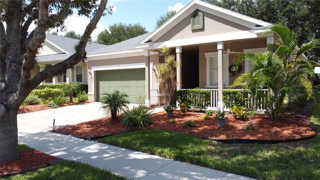 135 CREPE MYRTLE DR, Groveland, FL 34736