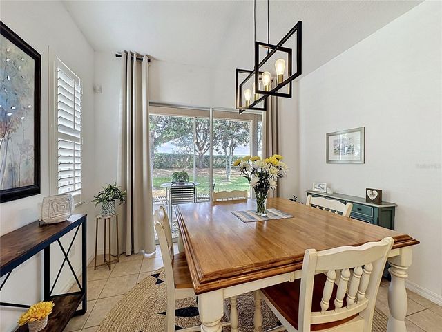 135 CREPE MYRTLE DR, Groveland, FL 34736