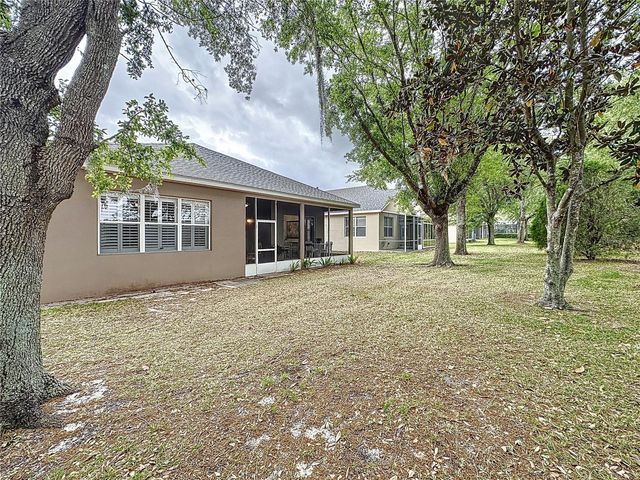 135 CREPE MYRTLE DR, Groveland, FL 34736