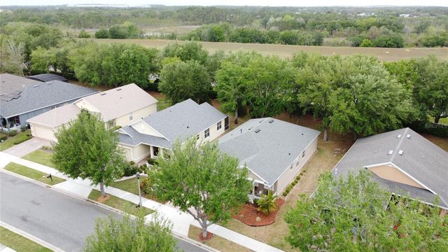 135 CREPE MYRTLE DR, Groveland, FL 34736