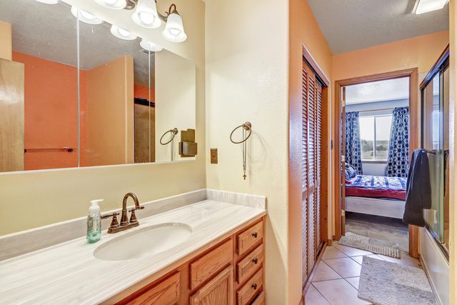 21 Via Conejo, Edgewood, NM 87015