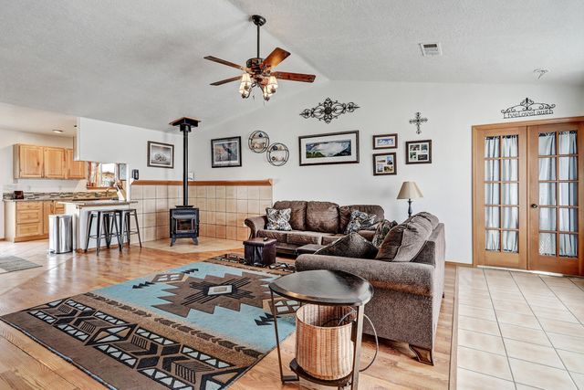 21 Via Conejo, Edgewood, NM 87015