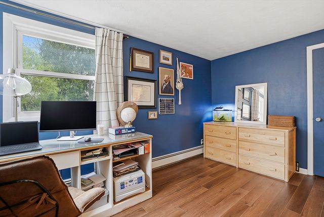 18 Brookfield Ter, Framingham, MA 01701