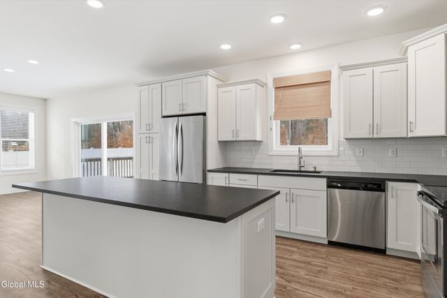 13 Catalina Drive, Ballston Spa, NY 12020