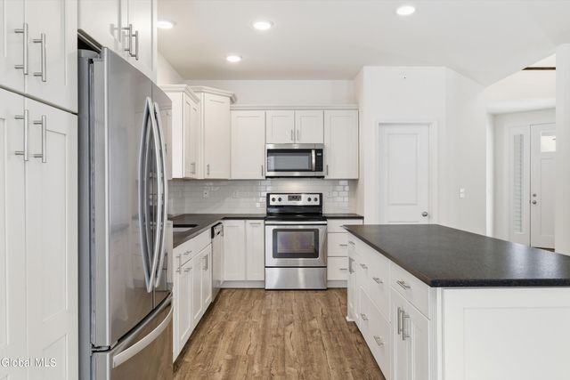 13 Catalina Drive, Ballston Spa, NY 12020