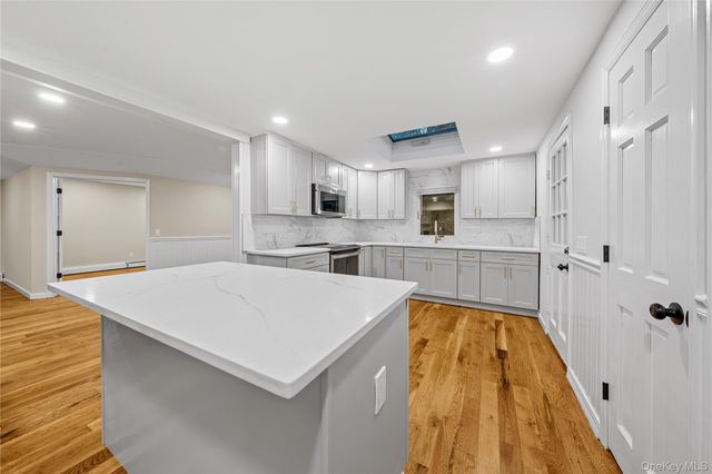 57 Eastwood Road, Miller Place, NY 11764