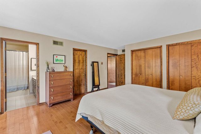W347S4948 Waterville ROAD, Dousman, WI 53118