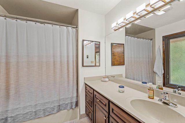W347S4948 Waterville ROAD, Dousman, WI 53118