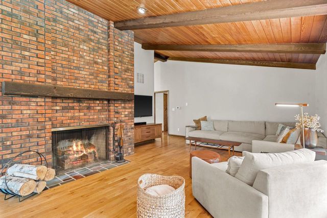 W347S4948 Waterville ROAD, Dousman, WI 53118