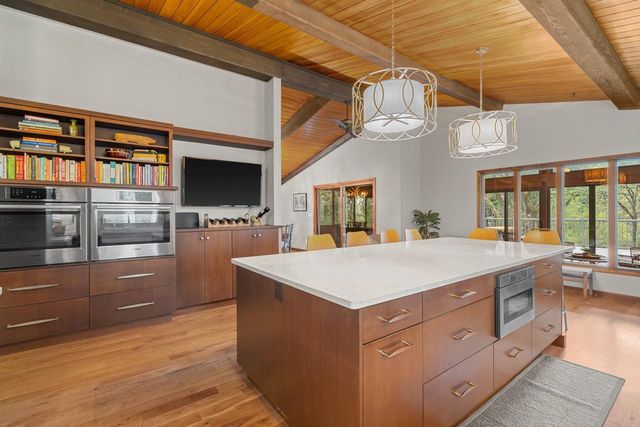 W347S4948 Waterville ROAD, Dousman, WI 53118