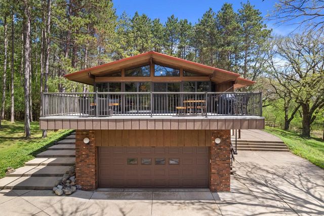 W347S4948 Waterville ROAD, Dousman, WI 53118