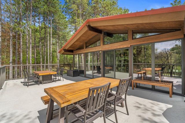 W347S4948 Waterville ROAD, Dousman, WI 53118