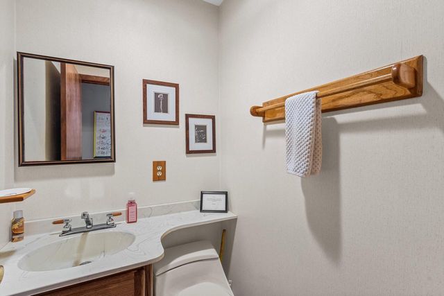 W347S4948 Waterville ROAD, Dousman, WI 53118