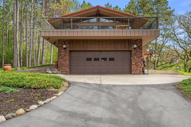 W347S4948 Waterville ROAD, Dousman, WI 53118