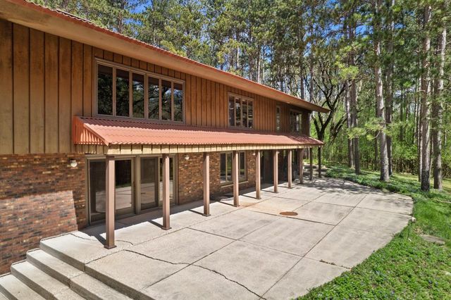 W347S4948 Waterville ROAD, Dousman, WI 53118