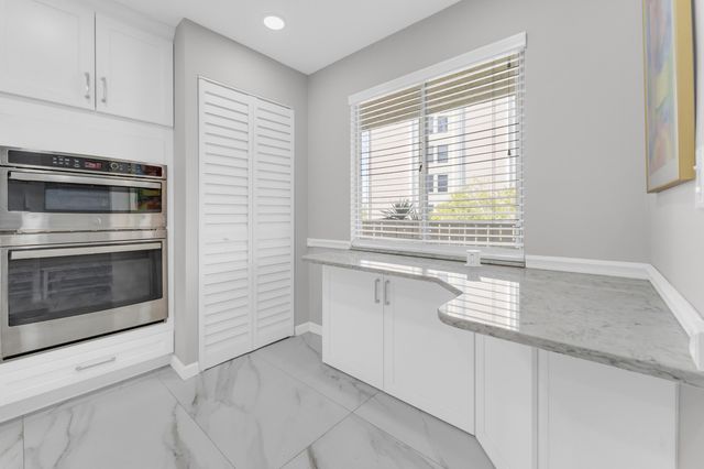 7192 Huntington Lane 307, Delray Beach, FL 33446