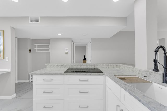 7192 Huntington Lane 307, Delray Beach, FL 33446