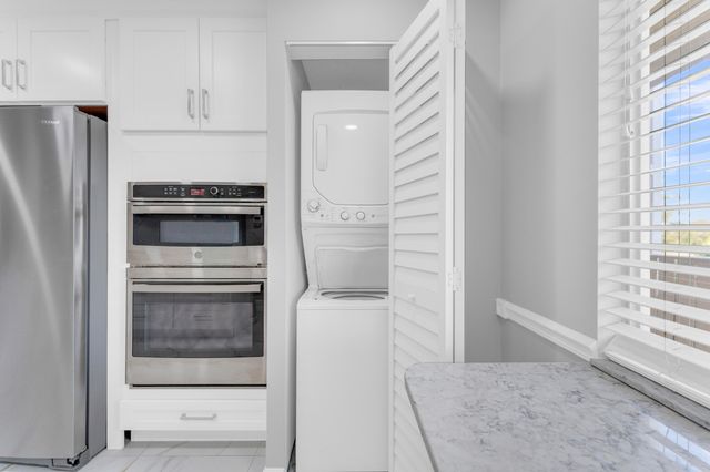 7192 Huntington Lane 307, Delray Beach, FL 33446