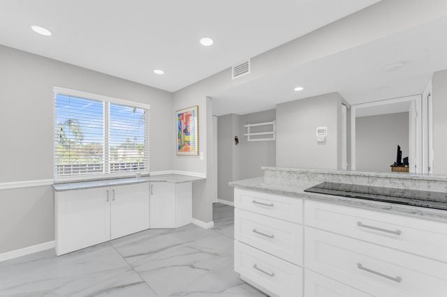 7192 Huntington Lane 307, Delray Beach, FL 33446