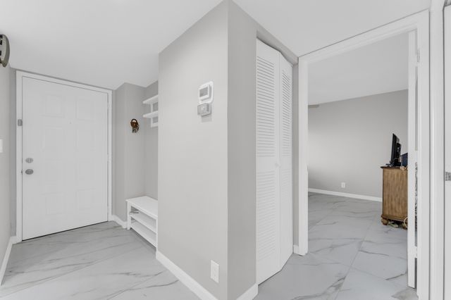 7192 Huntington Lane 307, Delray Beach, FL 33446