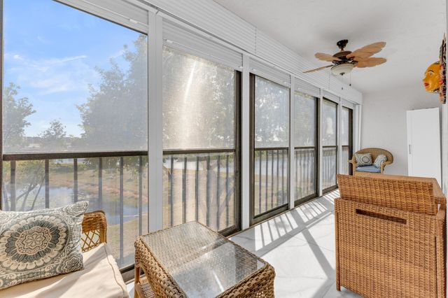 7192 Huntington Lane 307, Delray Beach, FL 33446