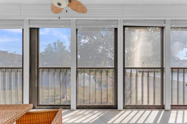 7192 Huntington Lane 307, Delray Beach, FL 33446