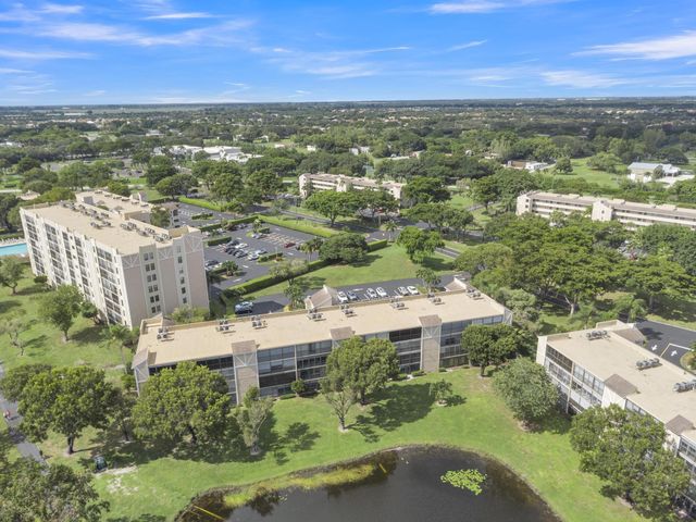 7192 Huntington Lane 307, Delray Beach, FL 33446