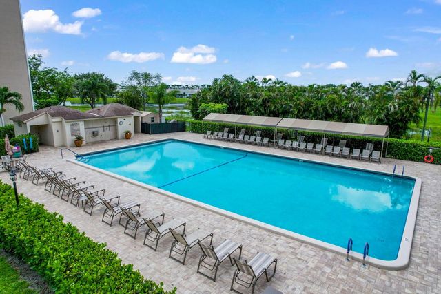 7192 Huntington Lane 307, Delray Beach, FL 33446