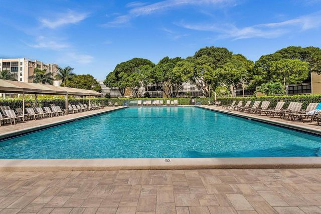 7192 Huntington Lane 307, Delray Beach, FL 33446