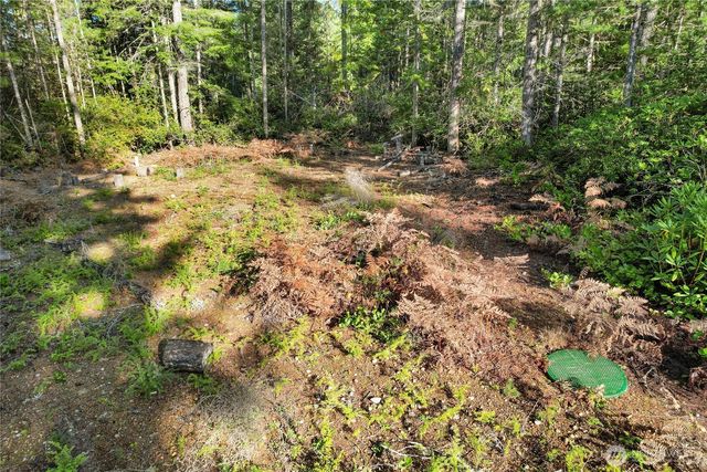 6077 Minnig Lane NW, Seabeck, WA 98380