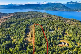 6077 Minnig Lane NW, Seabeck, WA 98380