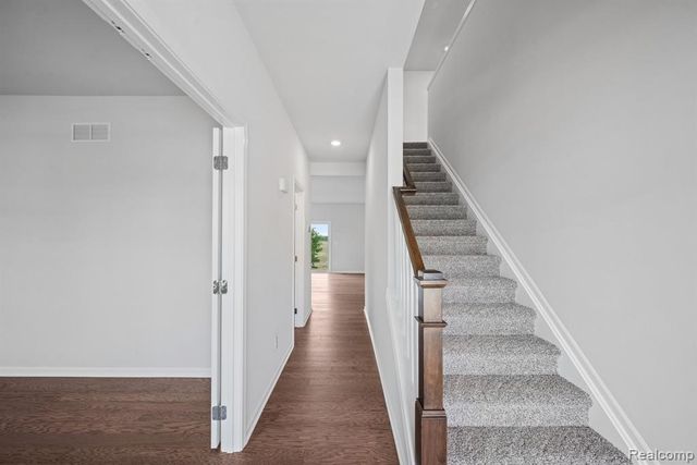 27137 Silo Drive, Saline, MI 48176