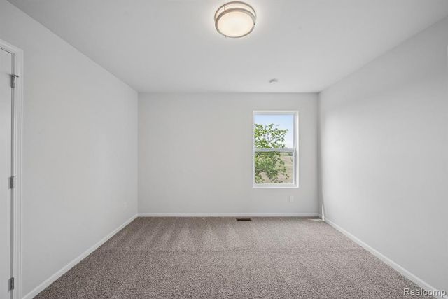 27137 Silo Drive, Saline, MI 48176
