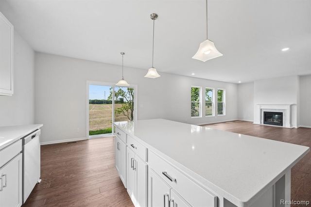 27137 Silo Drive, Saline, MI 48176