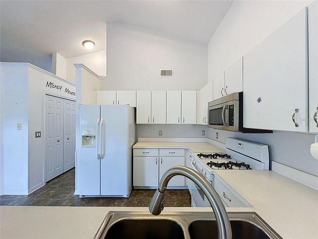 213 VIA MARIEL EAST DRIVE, Davenport, FL 33896