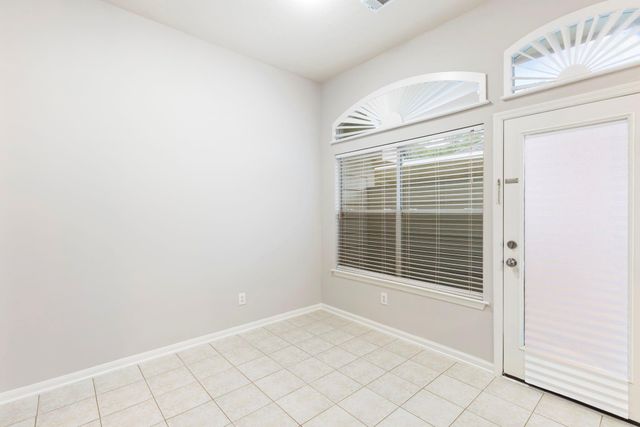 35 Auburn Path Drive, The Woodlands, TX 77382