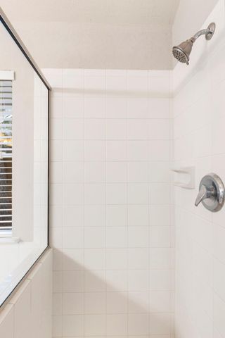 35 Auburn Path Drive, The Woodlands, TX 77382