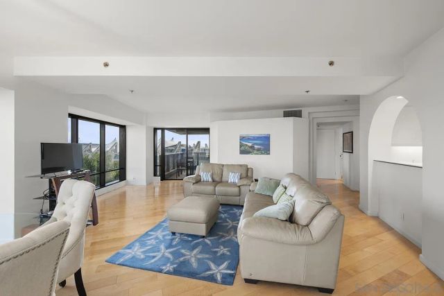 100 Harbor Drive 906, San Diego, CA 92101
