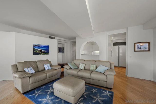 100 Harbor Drive 906, San Diego, CA 92101
