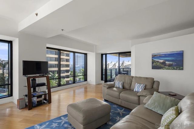 100 Harbor Drive 906, San Diego, CA 92101