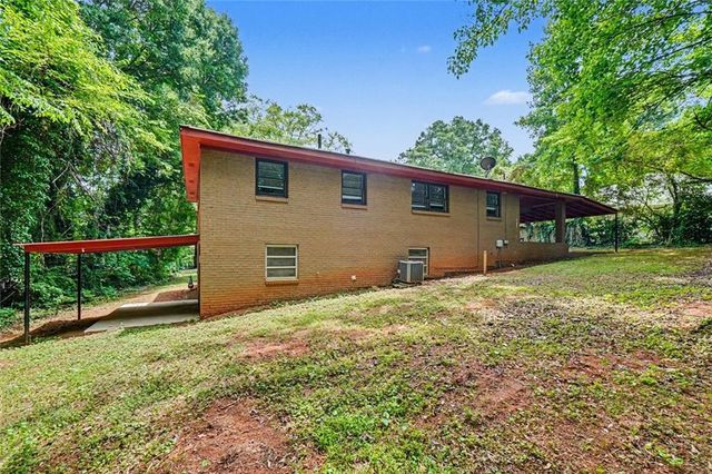 1140 Vonda Lane SW, Mableton, GA 30126