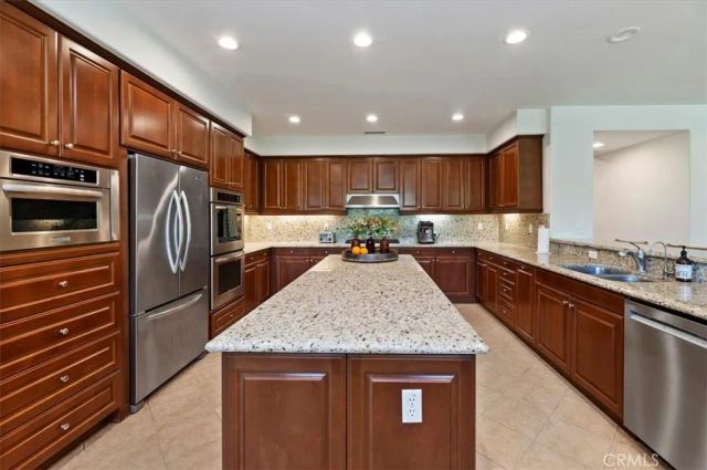 12720 Sierra Creek, Riverside, CA 92503