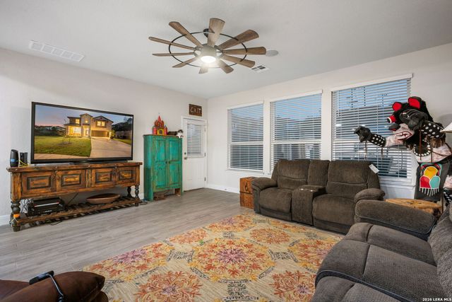 21902 Santa Elena Cyn, San Antonio, TX 78258