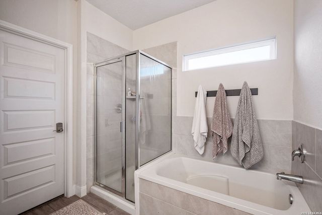 21902 Santa Elena Cyn, San Antonio, TX 78258