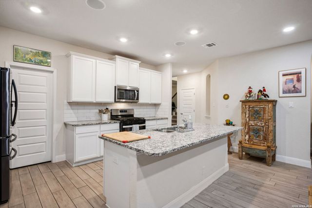 21902 Santa Elena Cyn, San Antonio, TX 78258