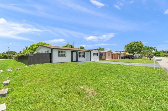 3432 SW 63rd Way, Miramar, FL 33023